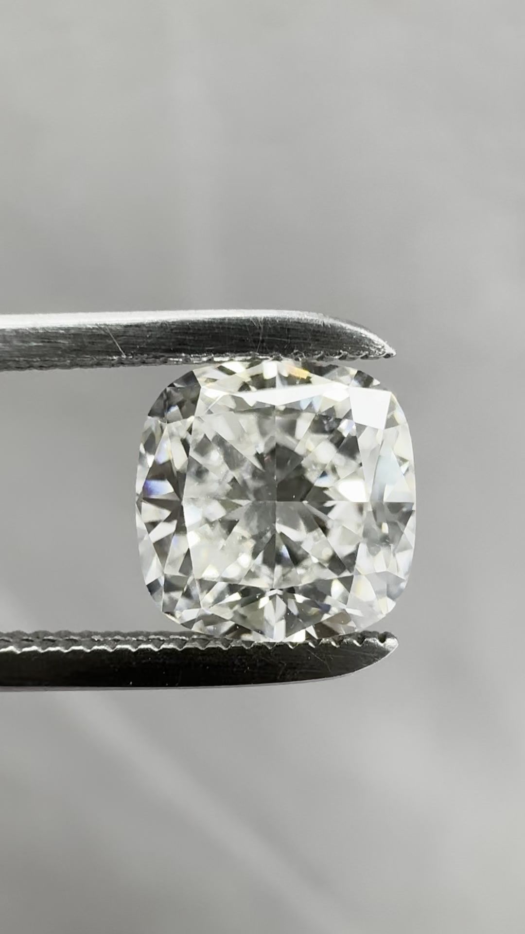 Diamond Natural 1,54Ct I-VS2 Cushion - GIA2284940759 1