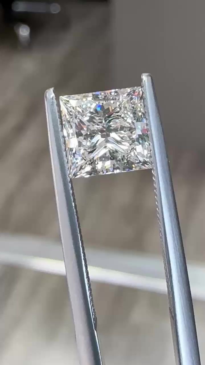 Diamond Natural 1,85Ct J-VS1 Princess - GIA2235642635 1