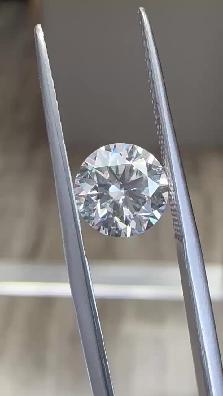 Diamond Natural 1,8Ct F-SI2 Round - GIA2544065272 1