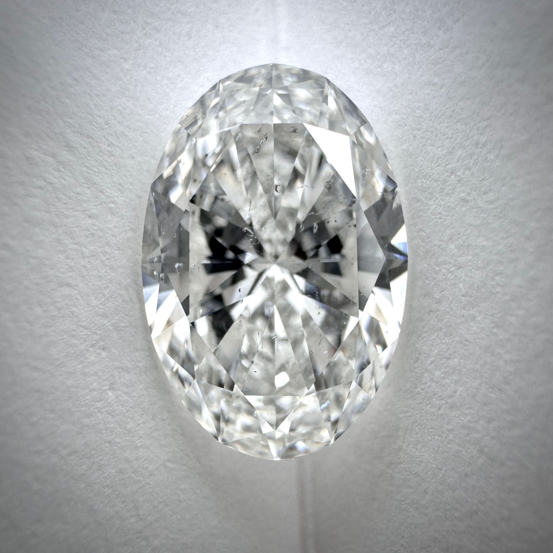 Diamond Natural 1,7Ct F-SI2 Oval - GIA7536591286