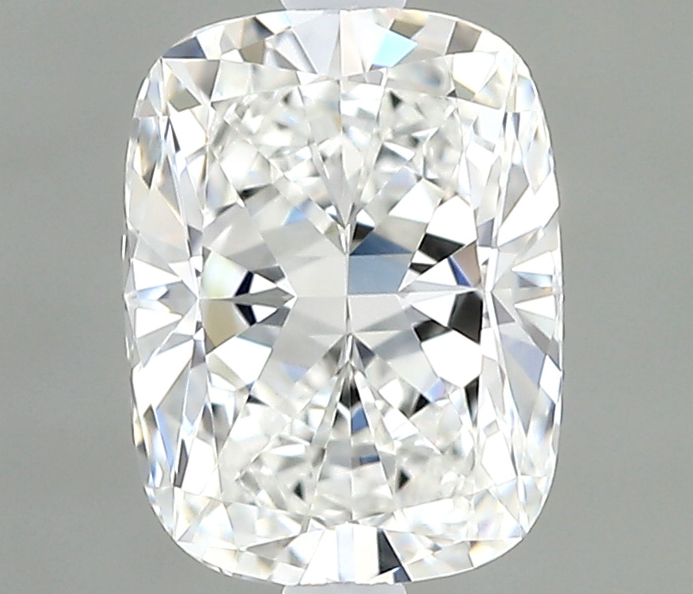 Diamond Natural 0,63Ct F-IF Cushion - GIA2524989818 1