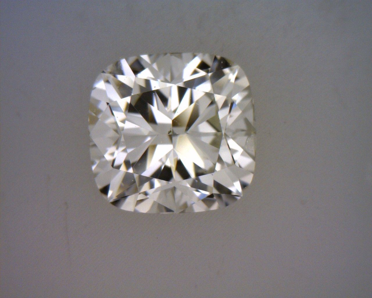 Diamond Natural 0,5Ct L-SI1 Cushion - GIA6331445577 1
