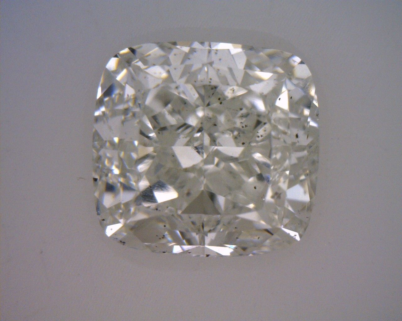 Diamond Natural 1,52Ct G-SI2 Cushion - GIA2186729095 1