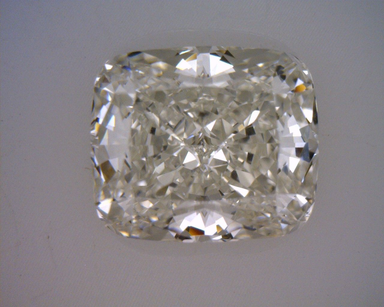Diamond Natural 1,29Ct J-SI1 Cushion - GIA2386296244 1