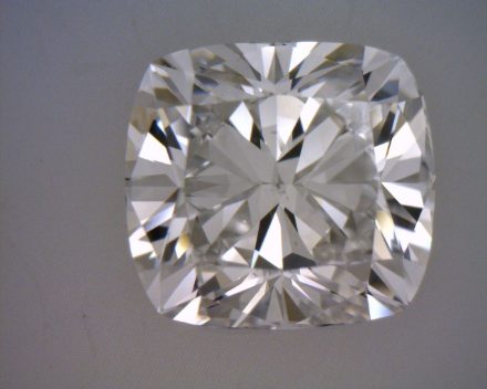 Diamond Natural 1,7Ct E-VS2 Cushion - GIA2406505810 1