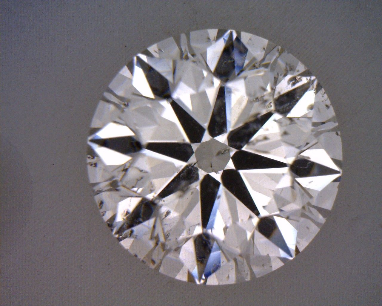 Diamond Natural 1,8Ct F-SI2 Round - GIA1443227945 1