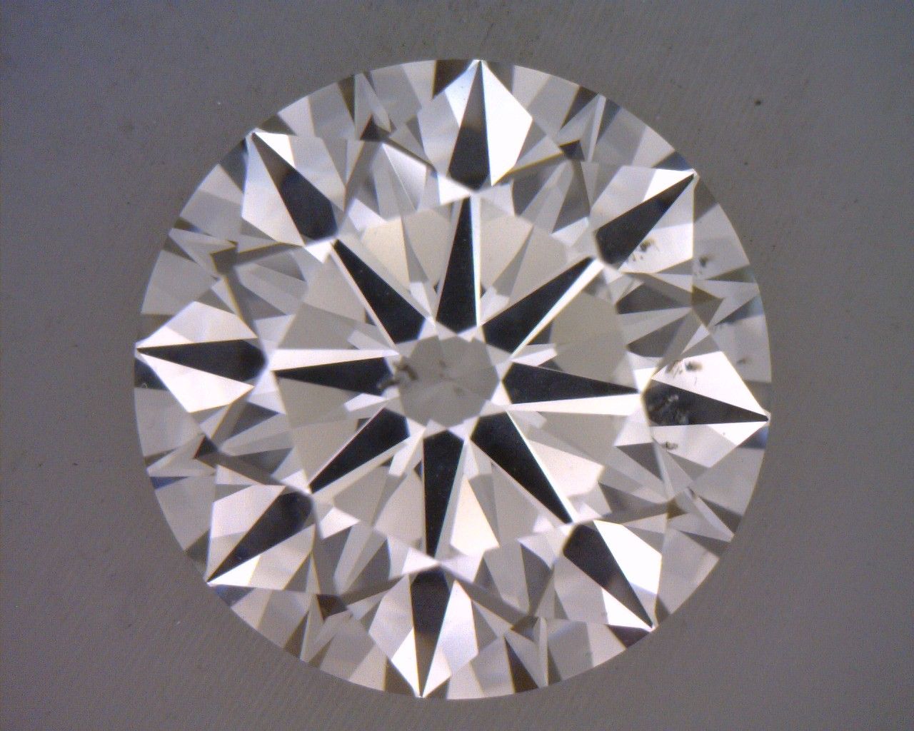 Diamond Natural 1,81Ct G-SI1 Round - GIA2426644138 1