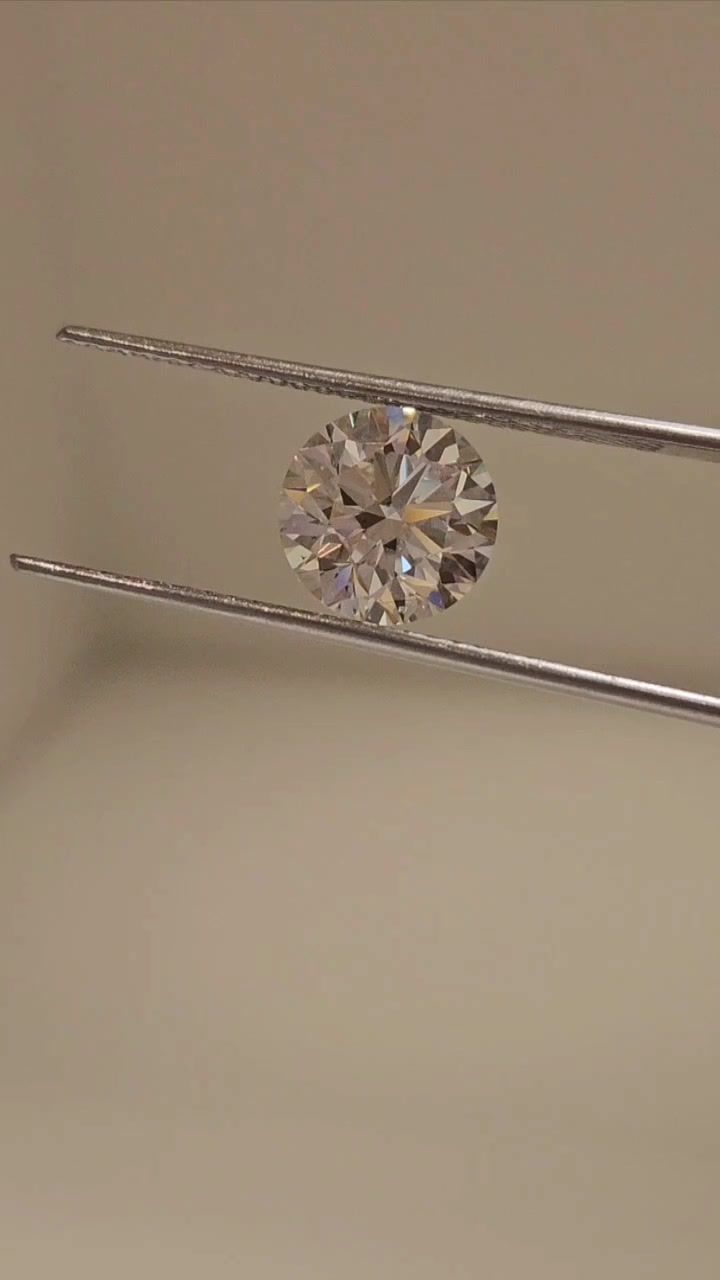 Diamond Natural 1,9Ct I-VS2 Round - GIA2447119418 1