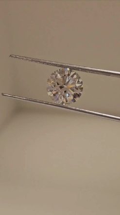 Diamond Natural 1,9Ct I-VS2 Round - GIA2447119418 1