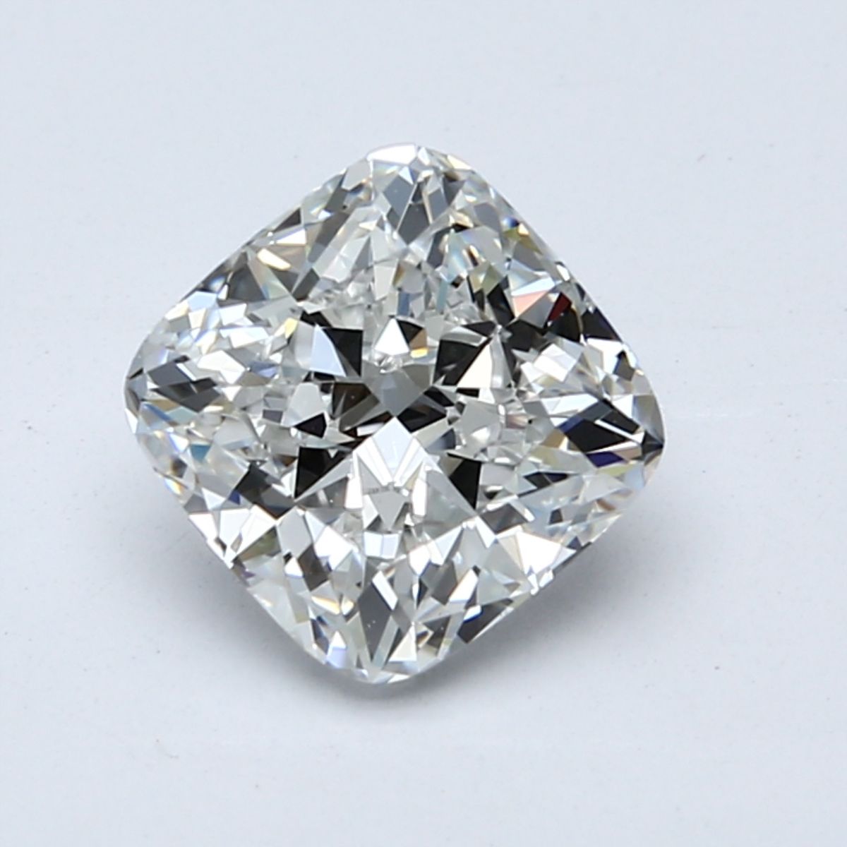 Lab Grown Diamond Lab-grown 2,02Ct D-VVS1 Cushion - IGILG687592813 1