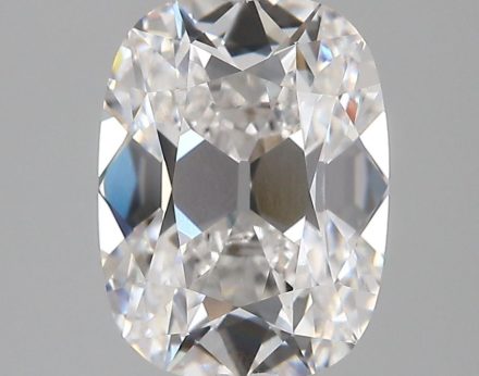 Lab Grown Diamond Lab-grown 3,68Ct E-VVS2 Cushion - IGILG799684225 1