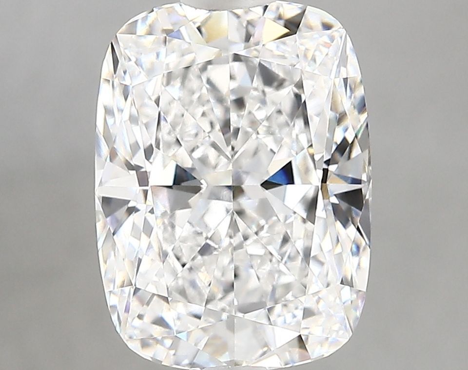 Lab Grown Diamond Lab-grown 3,9Ct D-VVS2 Cushion - IGILG671441996 1