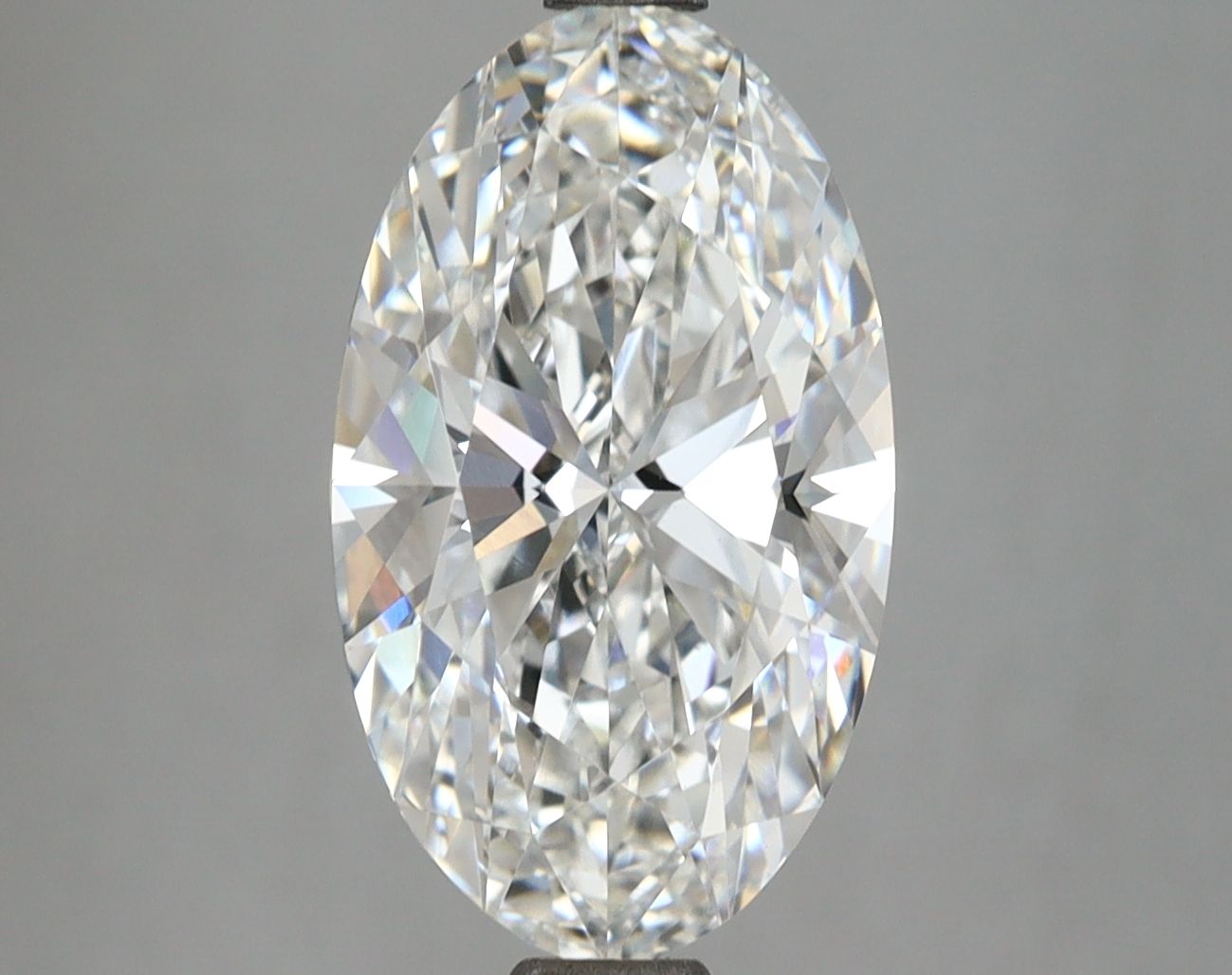 Lab Grown Diamond Lab-grown 3,74Ct E-VVS2 Oval - IGILG742550304