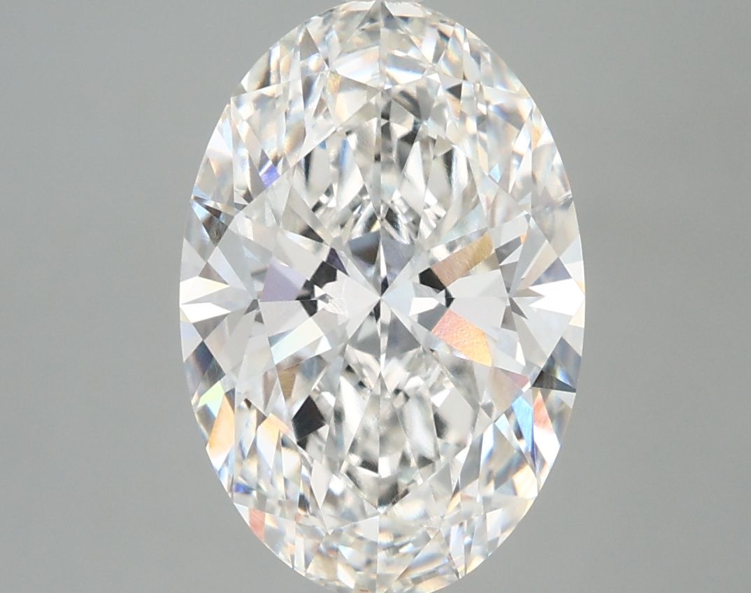 Lab Grown Diamond Lab-grown 3,84Ct G-VVS2 Oval - IGILG813619521