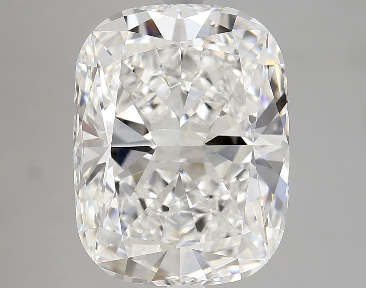 Lab Grown Diamond Lab-grown 8,89Ct F-VVS2 Cushion - IGILG752559818
