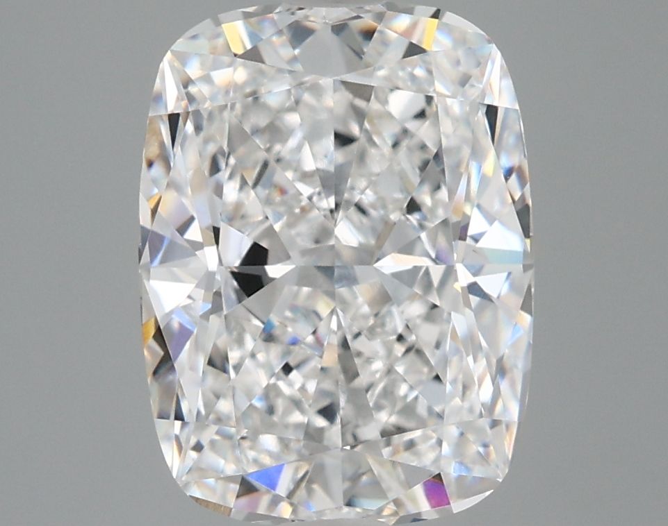 Lab Grown Diamond Lab-grown 4,26Ct D-VVS2 Cushion - IGILG808621796