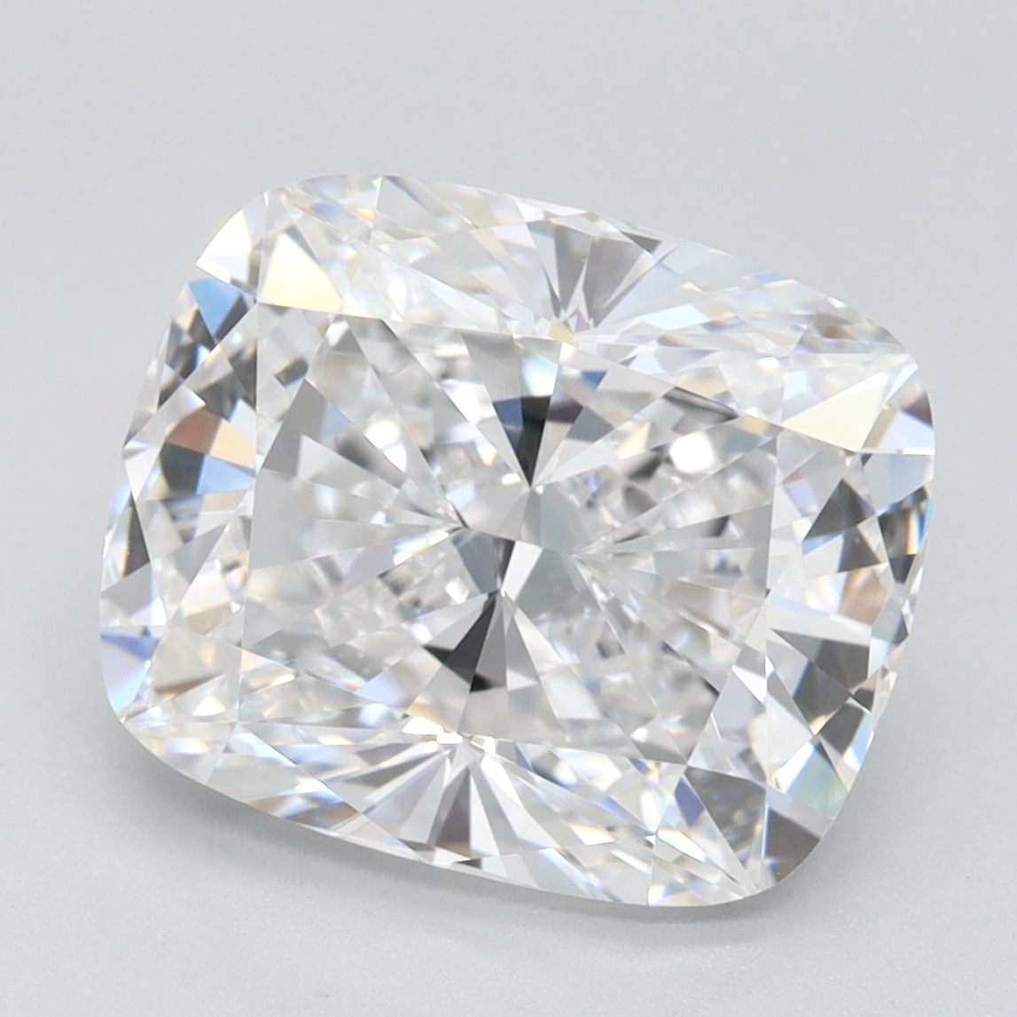Lab Grown Diamond Lab-grown 4,18Ct D-FL Cushion - IGILG800677548