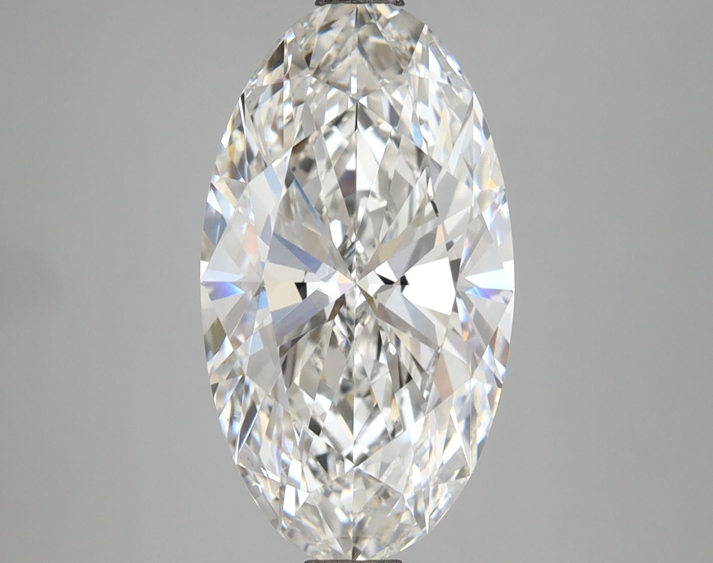Lab Grown Diamond Lab-grown 4,05Ct E-VVS2 Oval - IGILG791607135