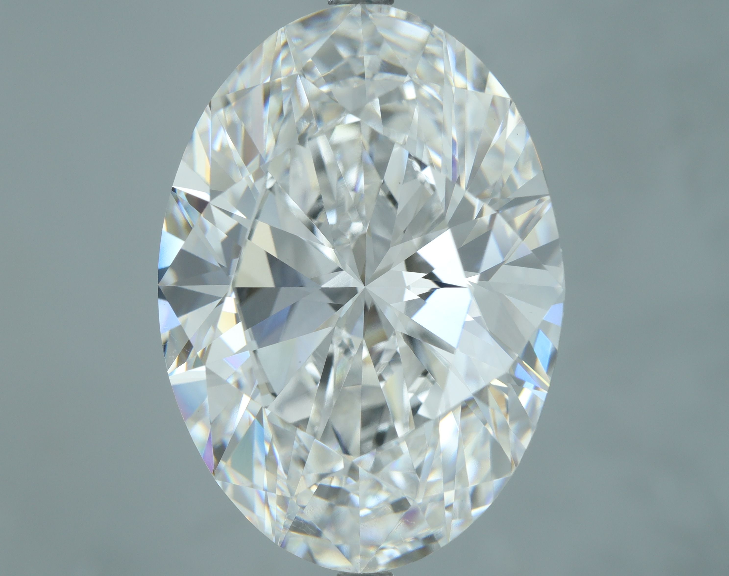 Lab Grown Diamond Lab-grown 14,01Ct E-VVS2 Oval - IGILG802634719