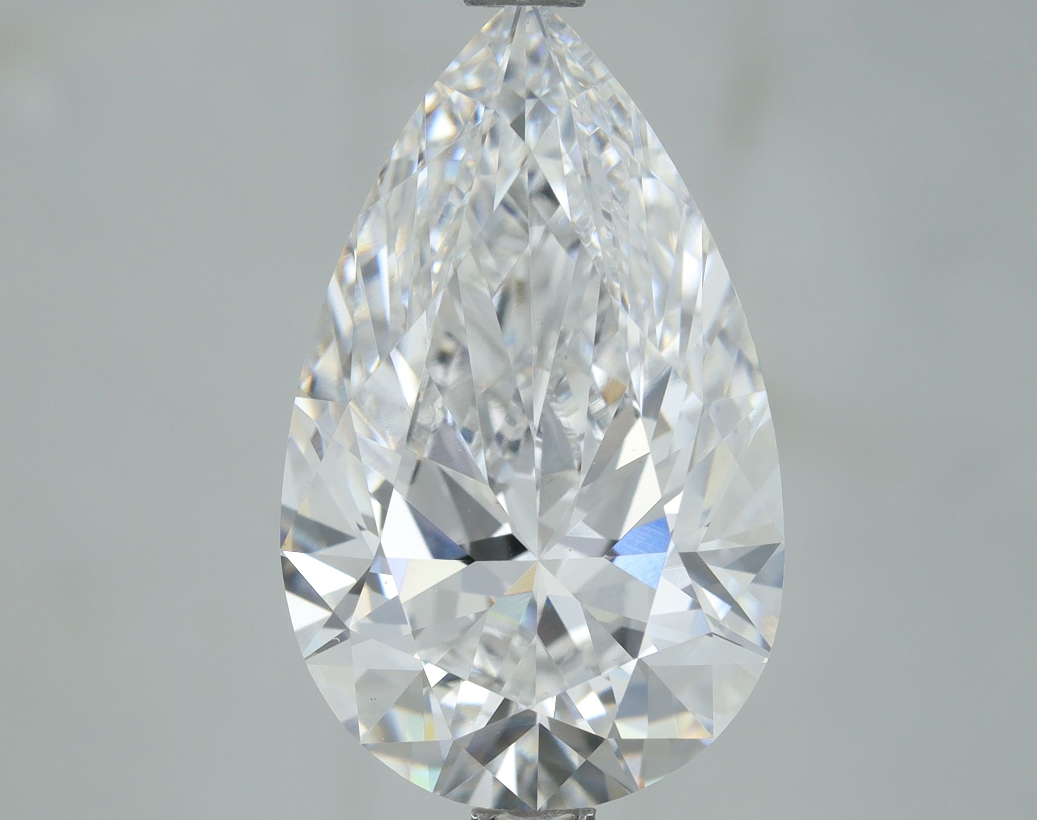 Lab Grown Diamond Lab-grown 3,9Ct E-VS1 Pear - IGILG675592901