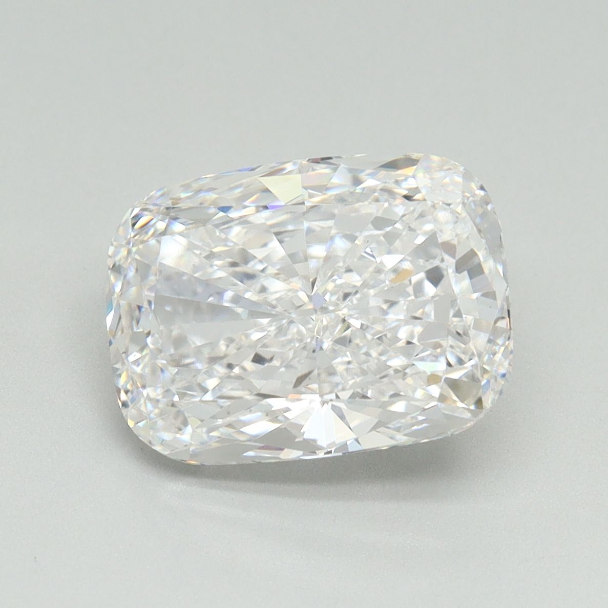 Lab Grown Diamond Lab-grown 3,71Ct D-VS1 Cushion - IGILG659423374 1