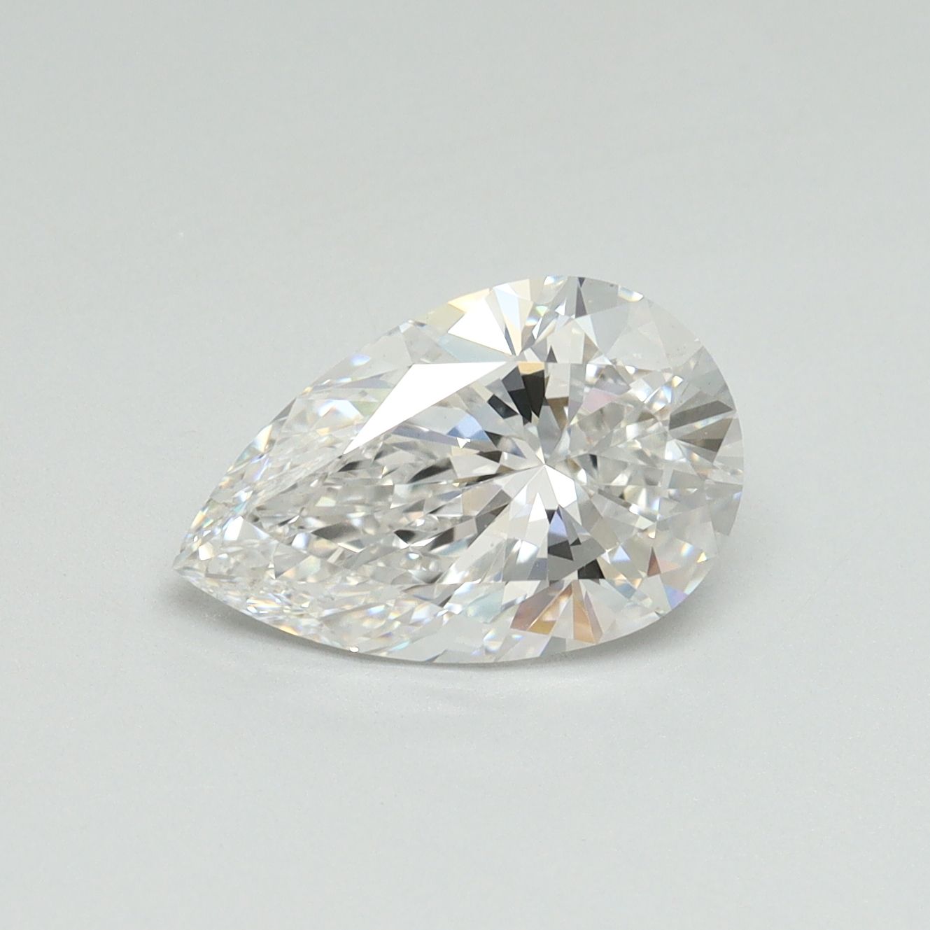 Lab Grown Diamond Lab-grown 2,15Ct D-VVS2 Pear - IGILG702521587 1