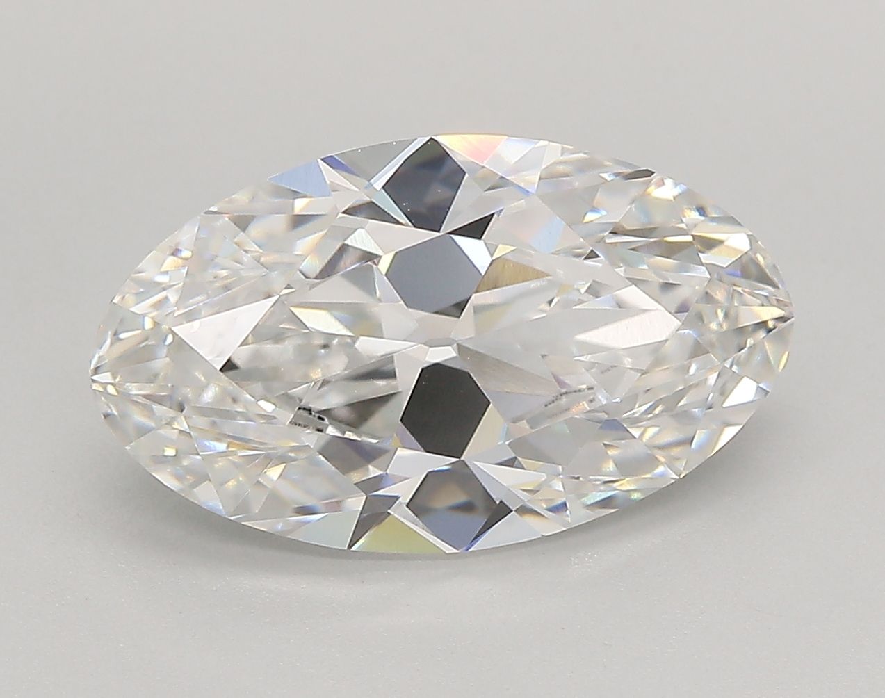 Lab Grown Diamond Lab-grown 3,93Ct E-VVS1 Oval - IGILG814604345 1