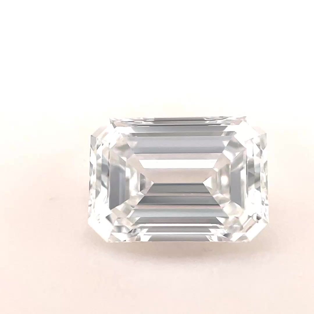 Diamond Natural 0,71Ct D-VVS2 Emerald - GIA2438960653 1