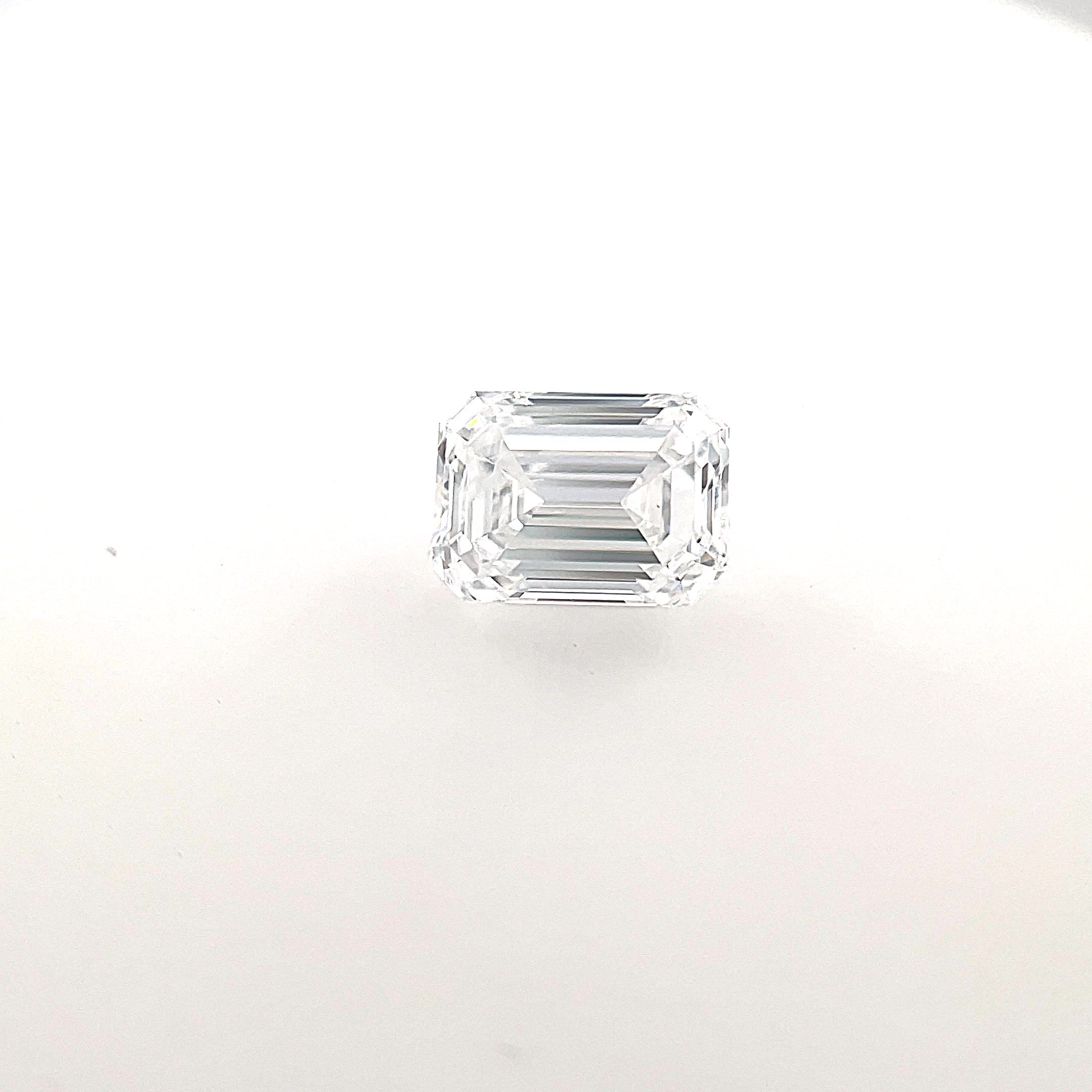 Diamond Natural 0,67Ct D-VS1 Emerald - GIA2476008249 1