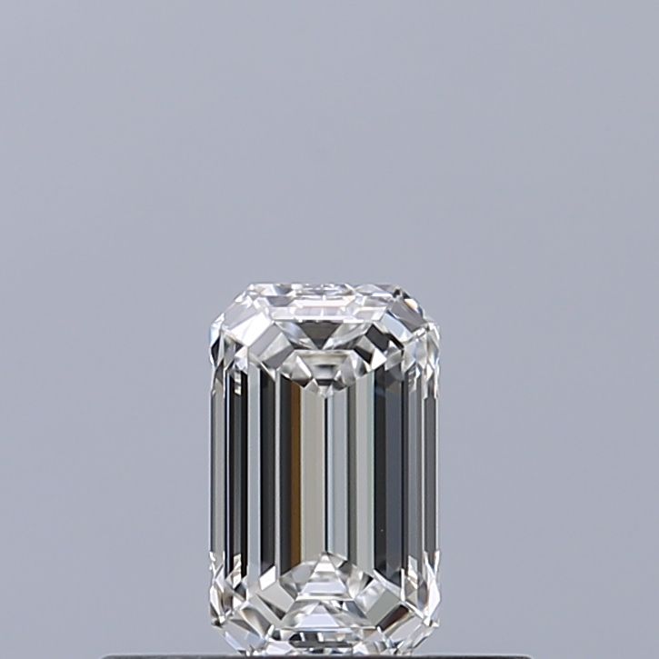 Diamond Natural 0,31Ct F-IF Emerald - GIA2556836125 1