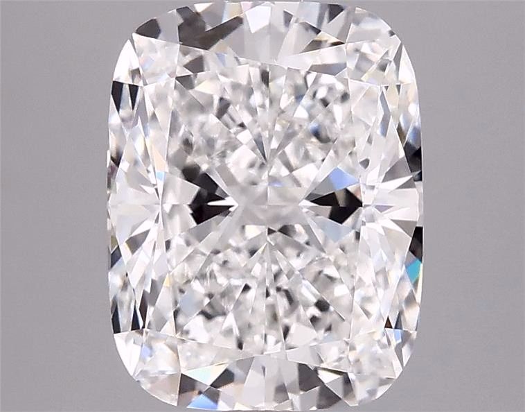 Lab Grown Diamond 3,9Ct F-VVS1 Cushion - IGILG813664230 1