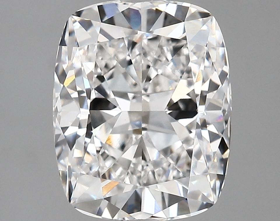 Lab Grown Diamond 3,69Ct E-VVS2 Cushion - IGILG783667839 1