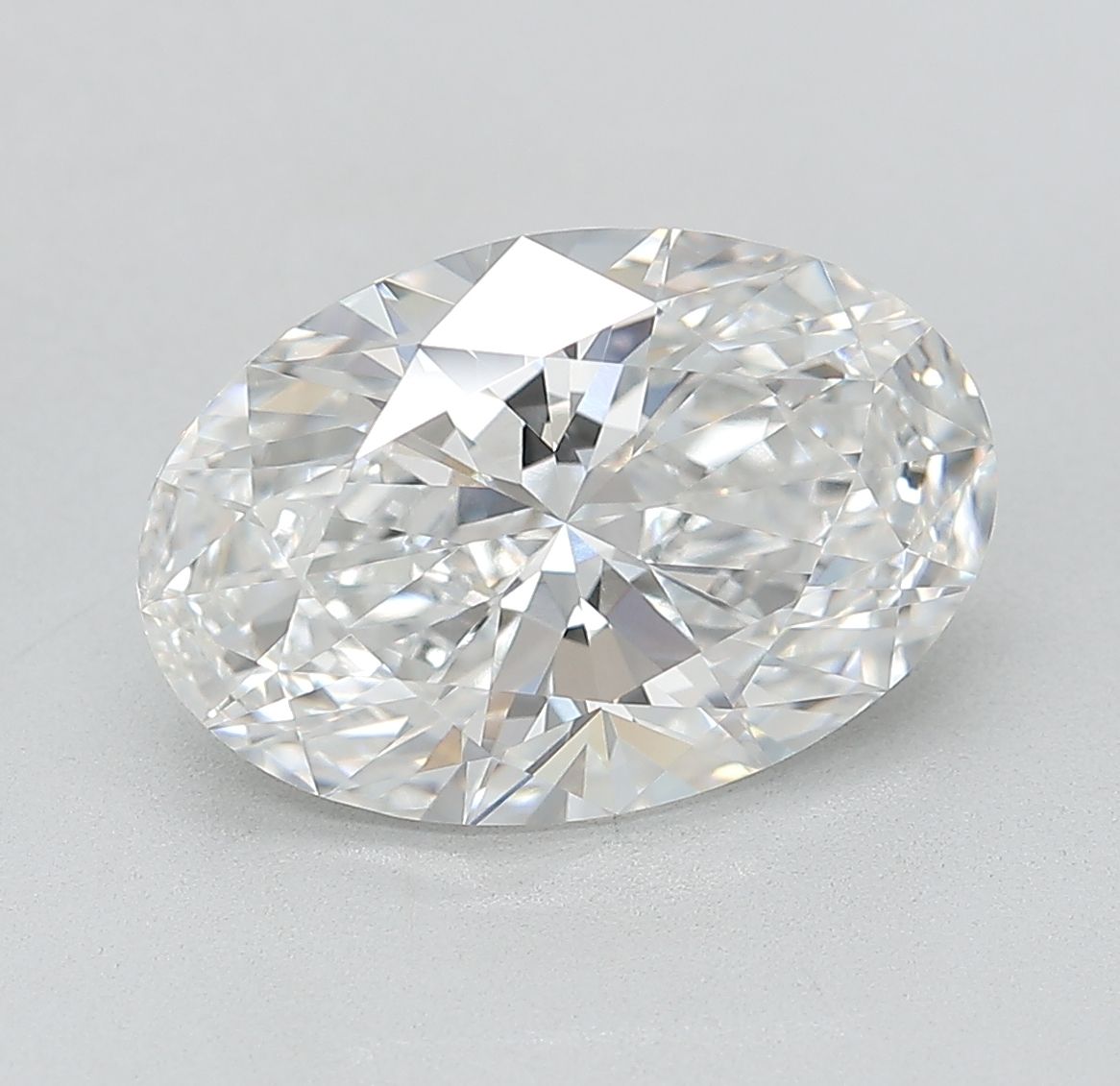 Lab Grown Diamond 3,87Ct E-VVS1 Oval - IGILG822634706 1