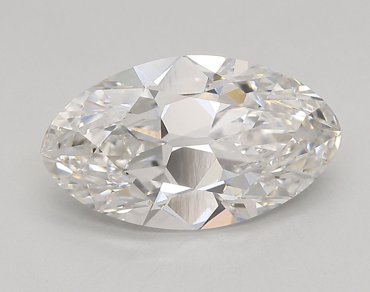 Lab Grown Diamond 3,62Ct F-VVS1 Oval - IGILG772641889 1