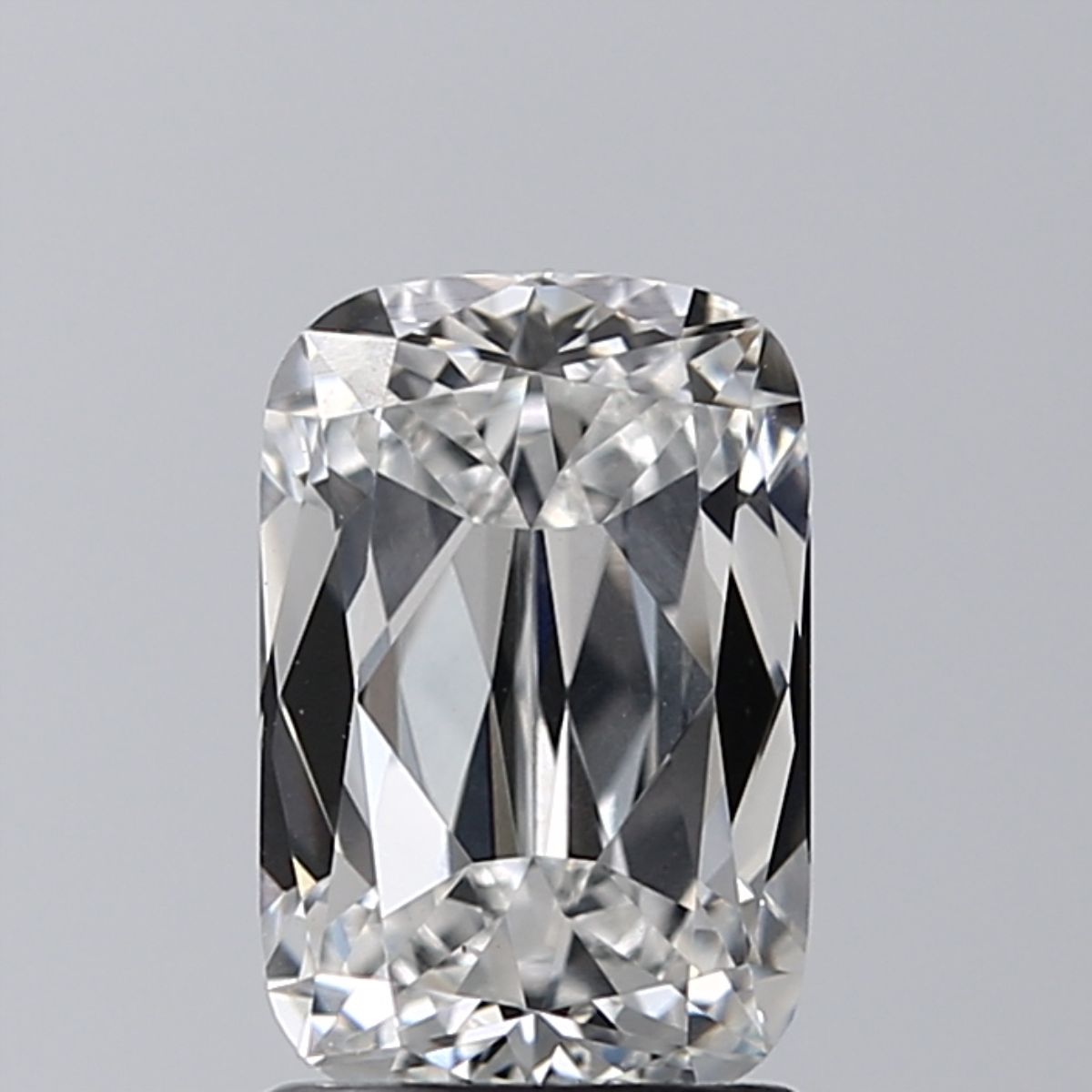 Lab Grown Diamond 1,65Ct F-VS1 Cushion - IGILG541284434 1