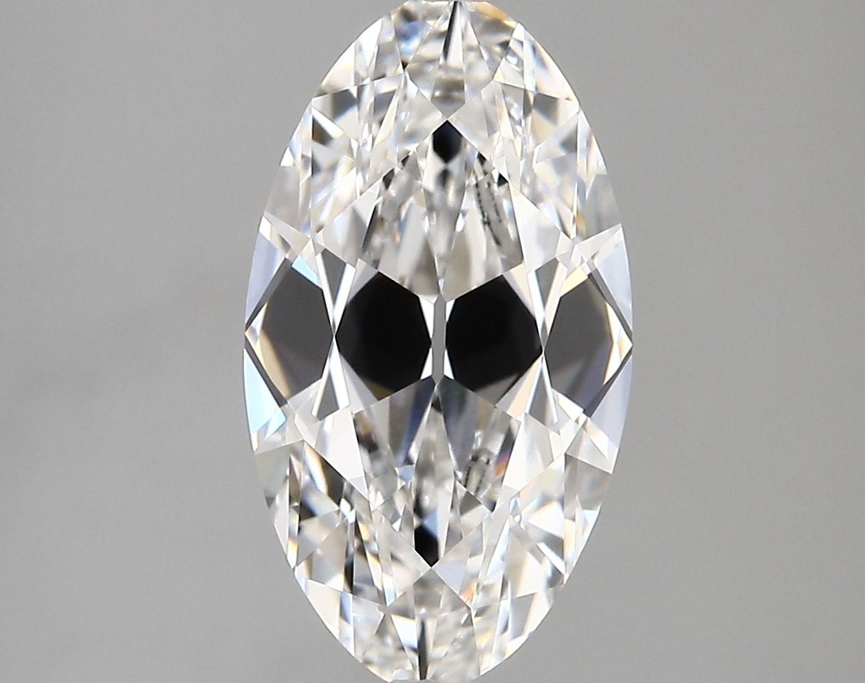 Lab Grown Diamond 3,8Ct E-VVS1 Oval - IGILG757536679 1