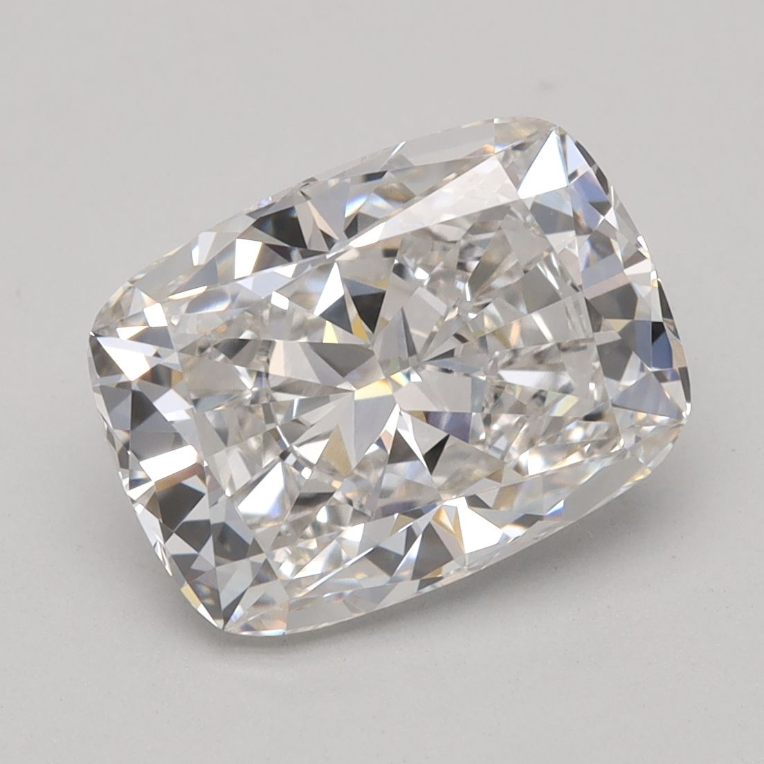 Lab Grown Diamond 2,06Ct G-VVS2 Cushion - IGILG645404081 1