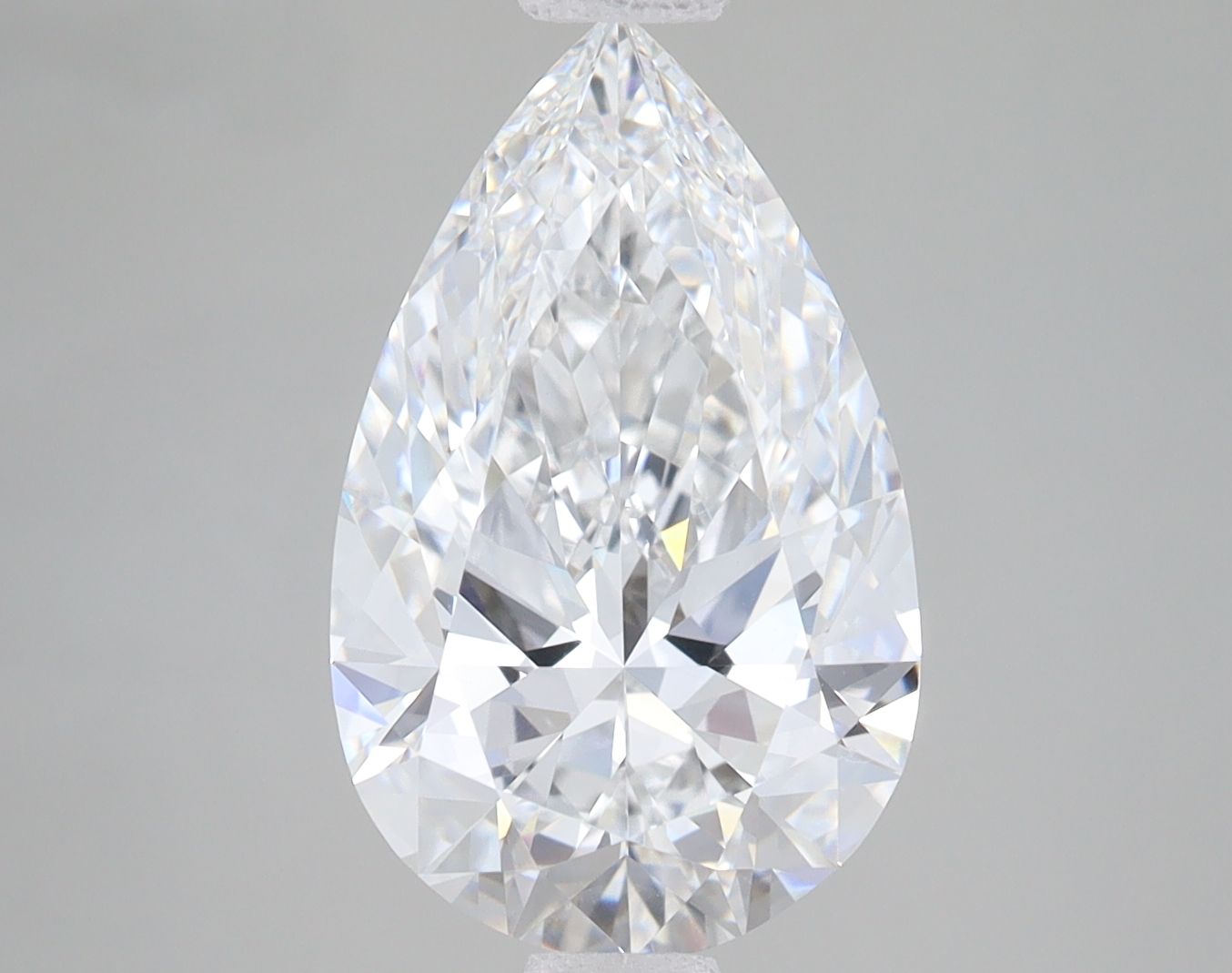 Lab Grown Diamond 3,89Ct E-VVS2 Pear - IGILG832605227 1