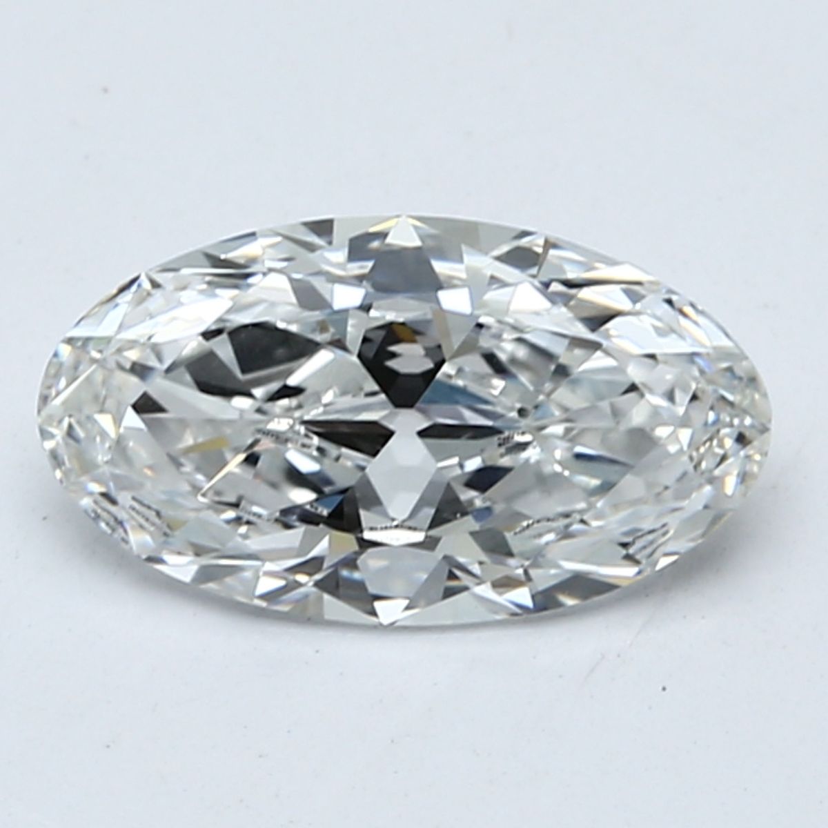 Lab Grown Diamond 2,57Ct E-VS1 Oval - IGILG818647894 1
