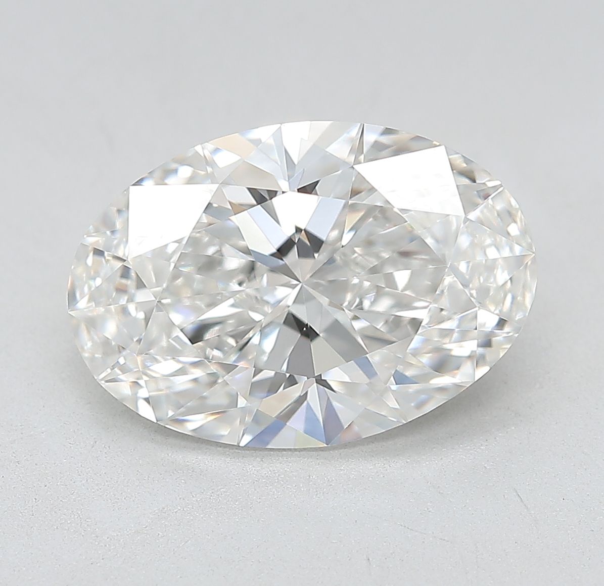 Lab Grown Diamond 3,77Ct E-VVS2 Oval - IGILG835645767 1