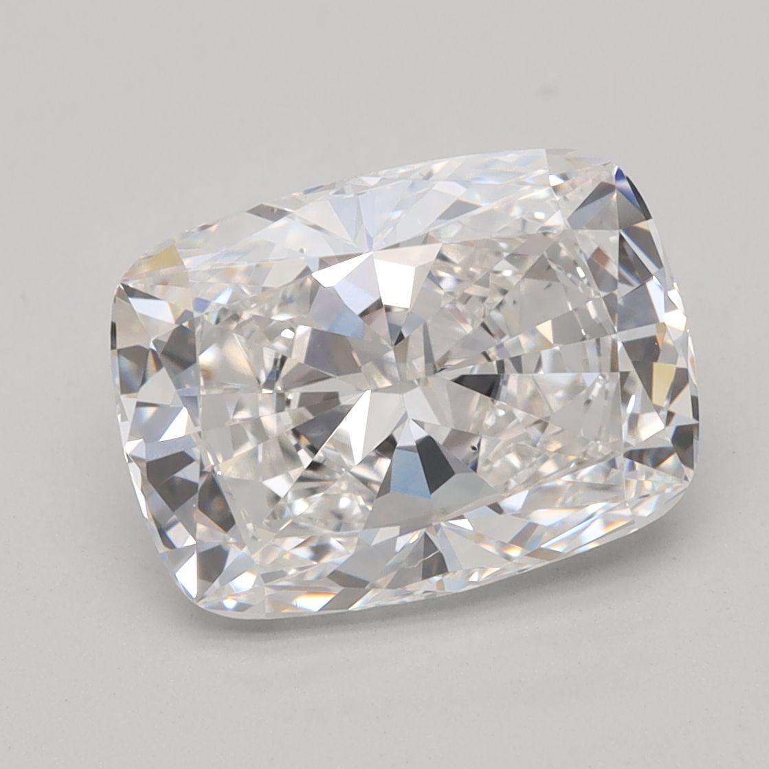 Lab Grown Diamond 2,09Ct E-VS2 Cushion - IGILG646454351 1