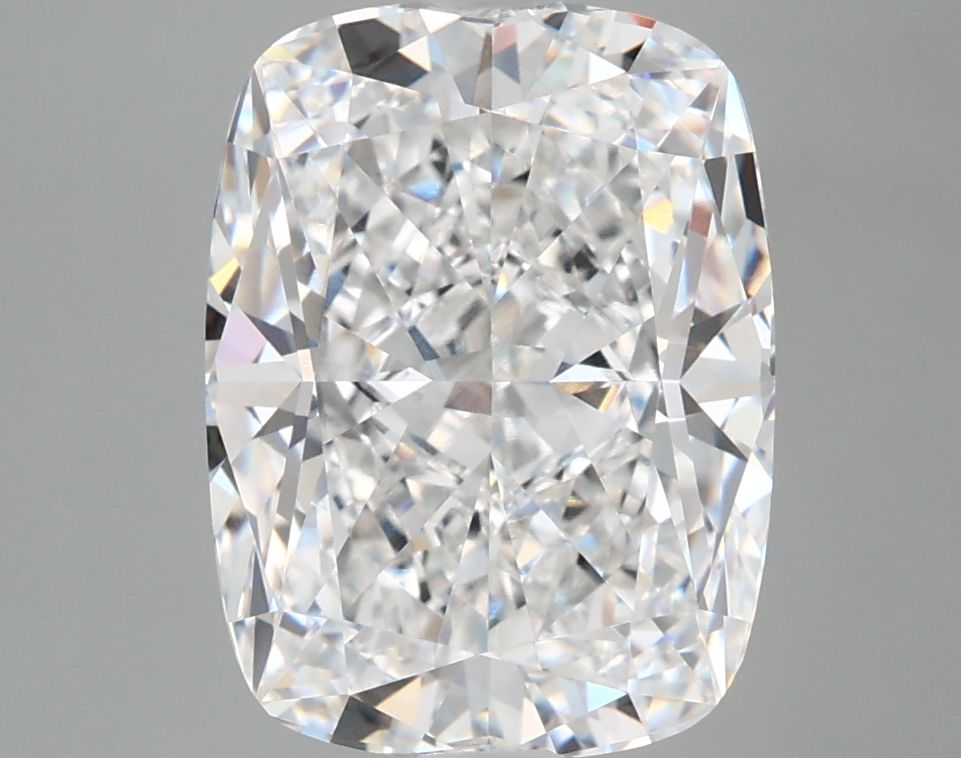 Lab Grown Diamond 4,34Ct D-VVS1 Cushion - IGILG809674545 1