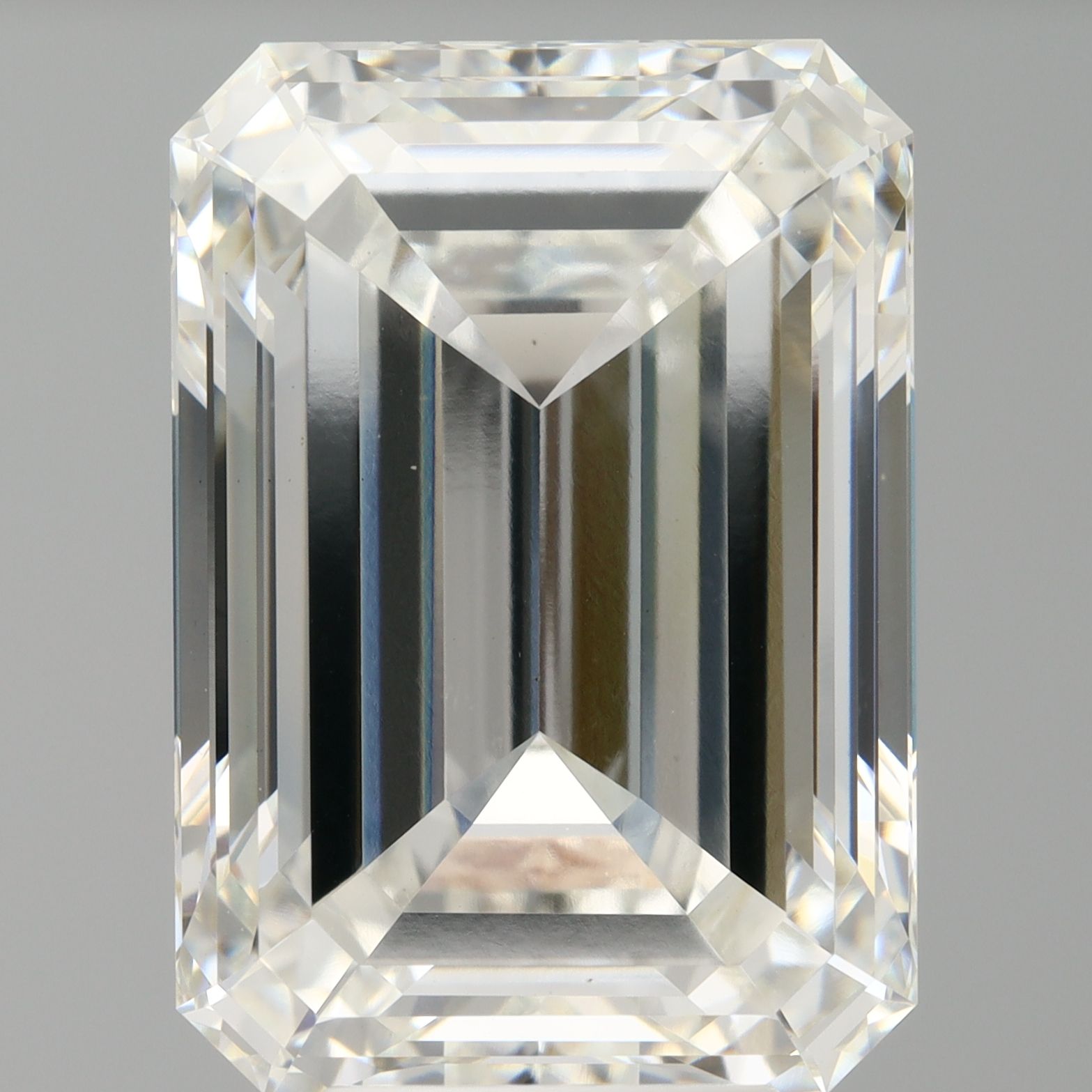 Lab Grown Diamond 7,6Ct F-VS1 Emerald - IGILG757533973 1