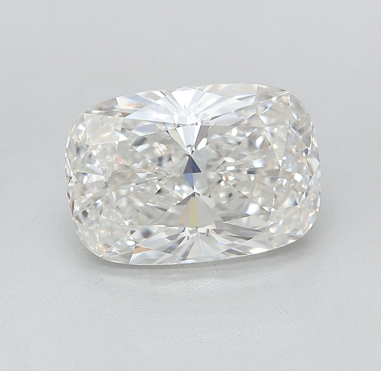 Lab Grown Diamond 4,19Ct F-VVS2 Cushion - IGILG824601874 1