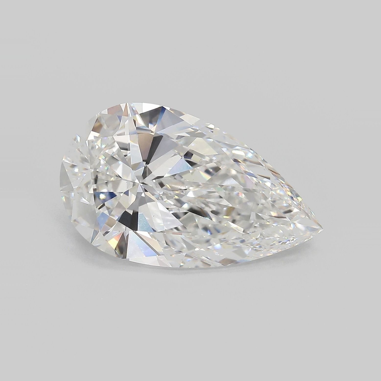 Lab Grown Diamond 7,08Ct E-VS1 Pear - IGILG774624464 1