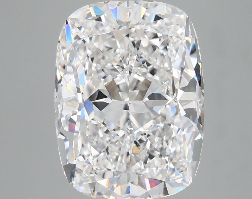 Lab Grown Diamond 4,4Ct D-VVS1 Cushion - IGILG801621541 1