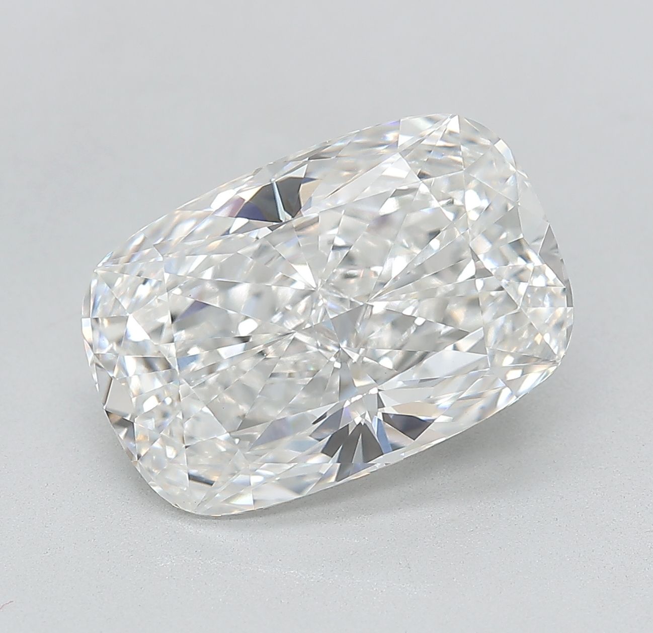 Lab Grown Diamond 5,62Ct E-VVS2 Cushion - IGILG824601880 1