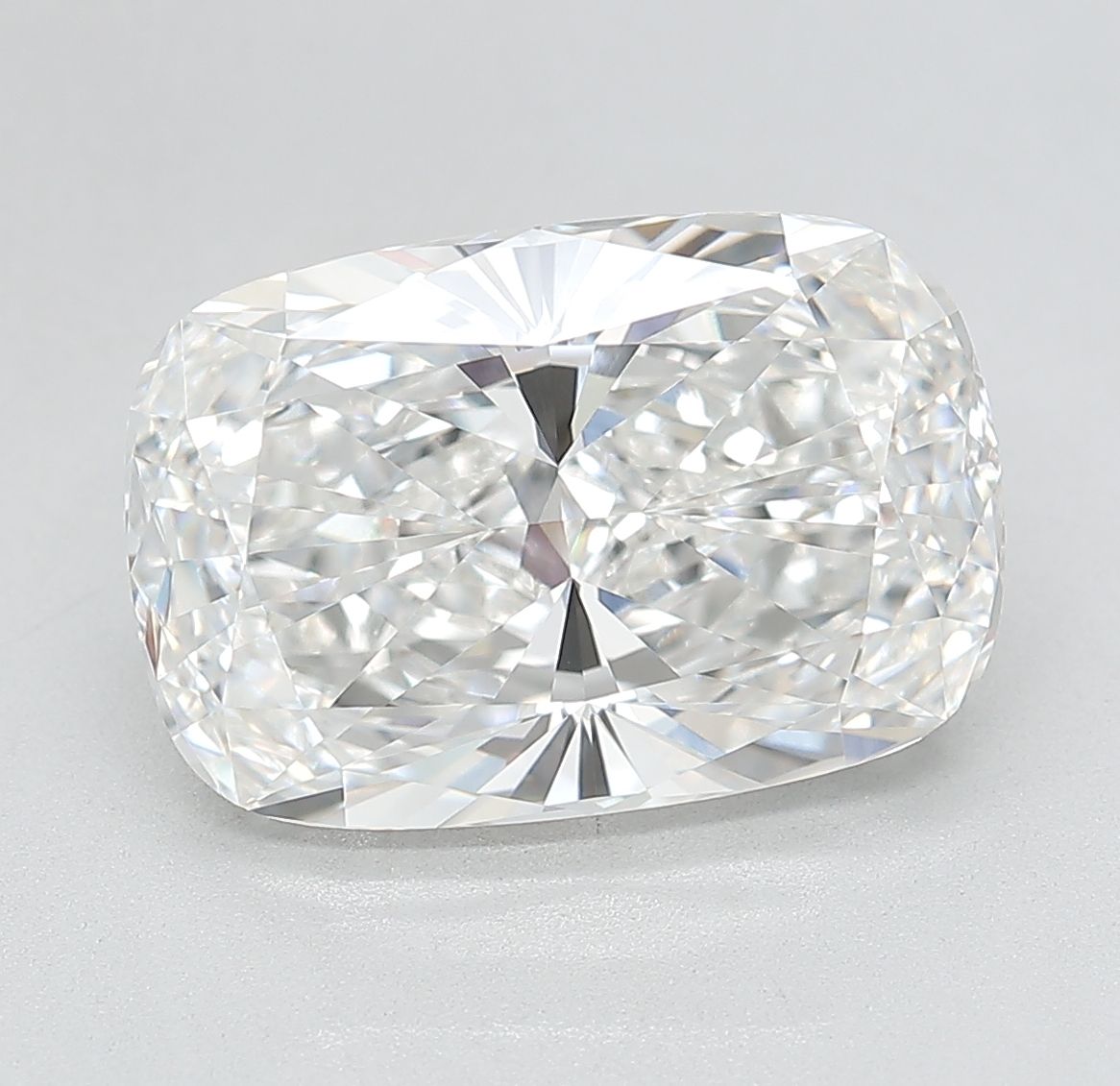 Lab Grown Diamond 5,22Ct E-VVS2 Cushion - IGILG820606218 1