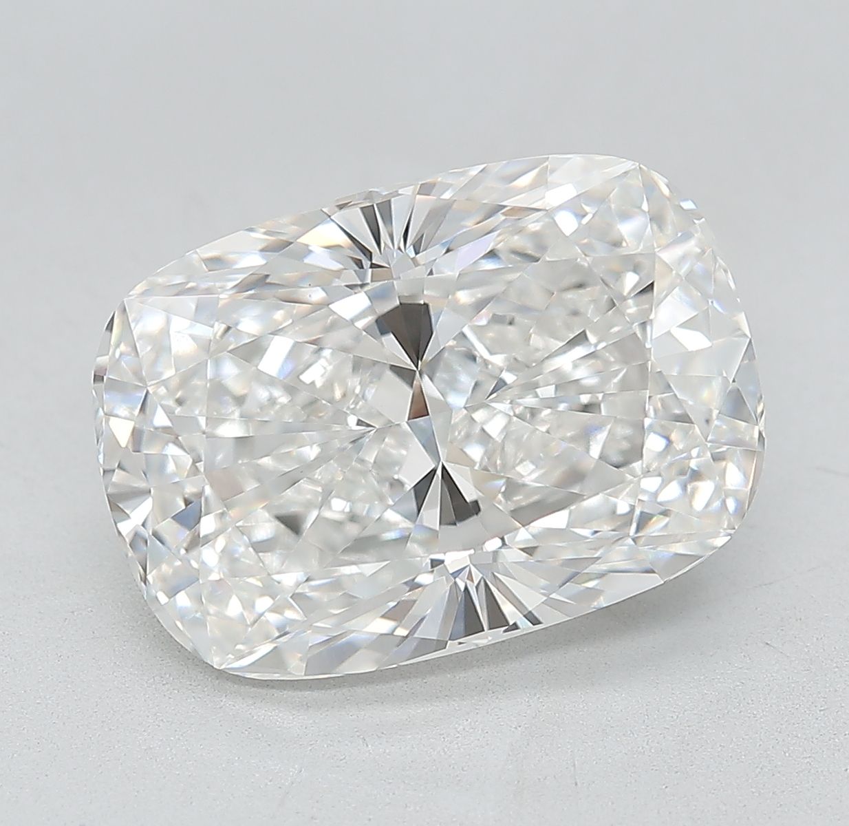 Lab Grown Diamond 5,57Ct E-VVS2 Cushion - IGILG830689910 1