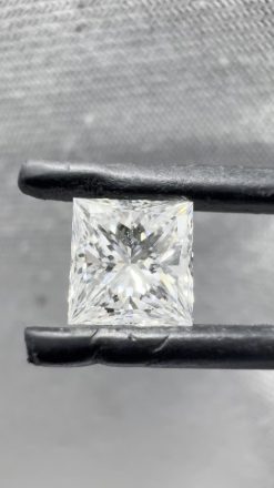 Diamond Natural 1Ct E-VVS1 Princess - GIA1242082889 1
